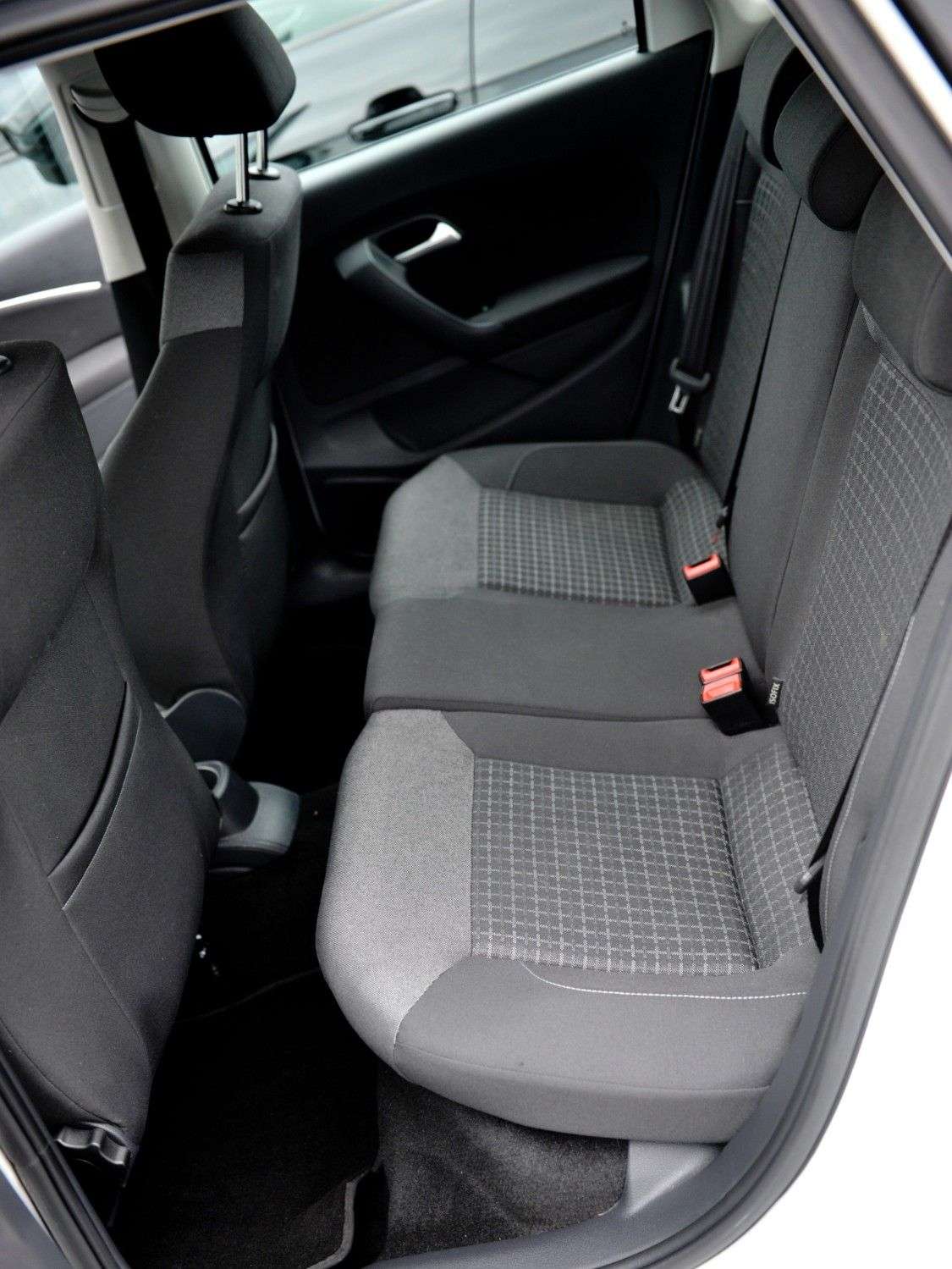 2015 VOLKSWAGEN POLO 2015 VOLKSWAGEN POLO