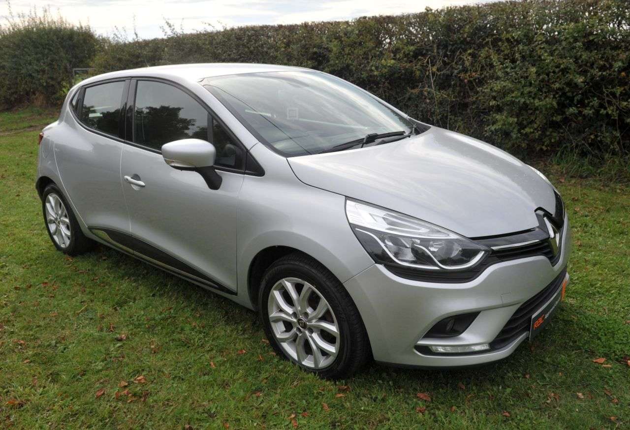 2018 RENAULT CLIO 2018 RENAULT CLIO