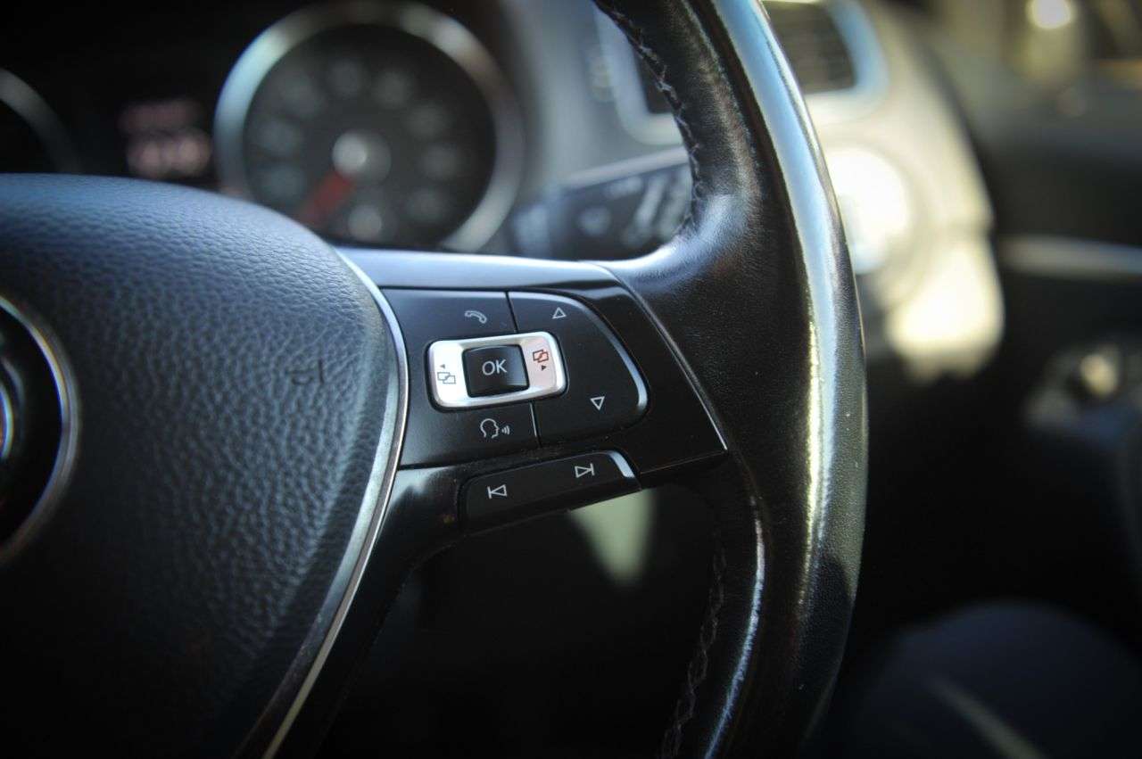 2017 VOLKSWAGEN POLO 2017 VOLKSWAGEN POLO