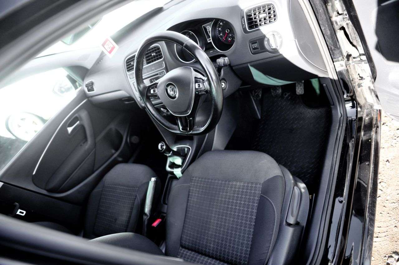 2017 VOLKSWAGEN POLO 2017 VOLKSWAGEN POLO