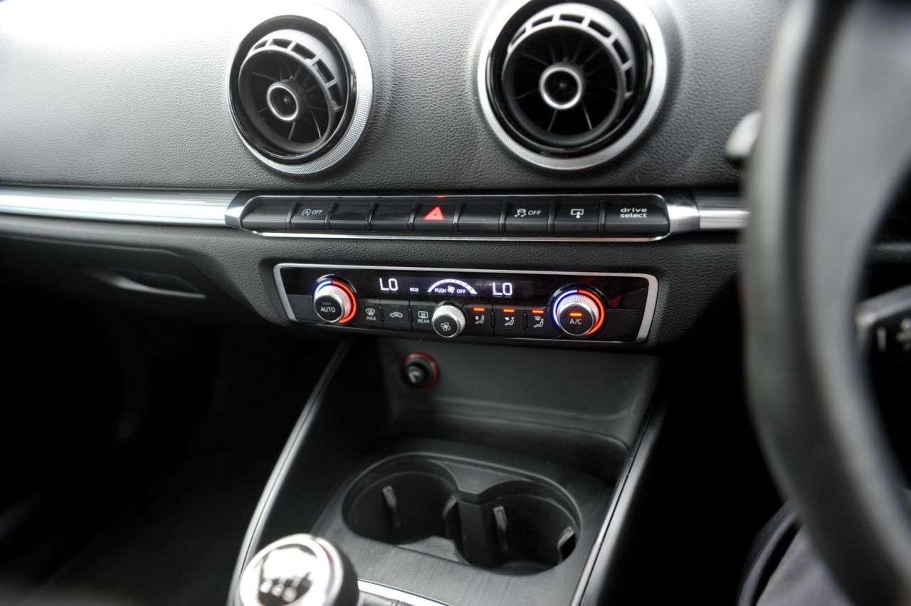 2016 AUDI A3 2016 AUDI A3