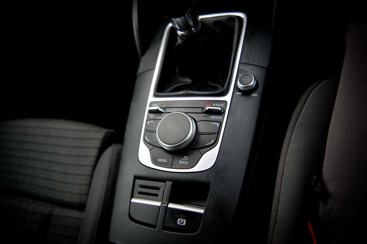 2016 AUDI A3 2016 AUDI A3