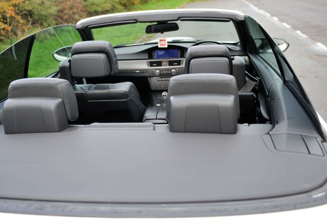 2010 BMW M3 2010 BMW M3