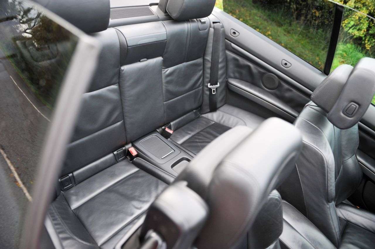 2010 BMW M3 2010 BMW M3