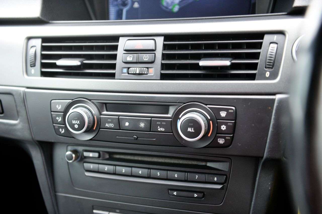 2010 BMW M3 2010 BMW M3