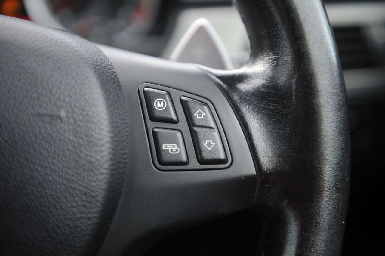 2010 BMW M3 2010 BMW M3