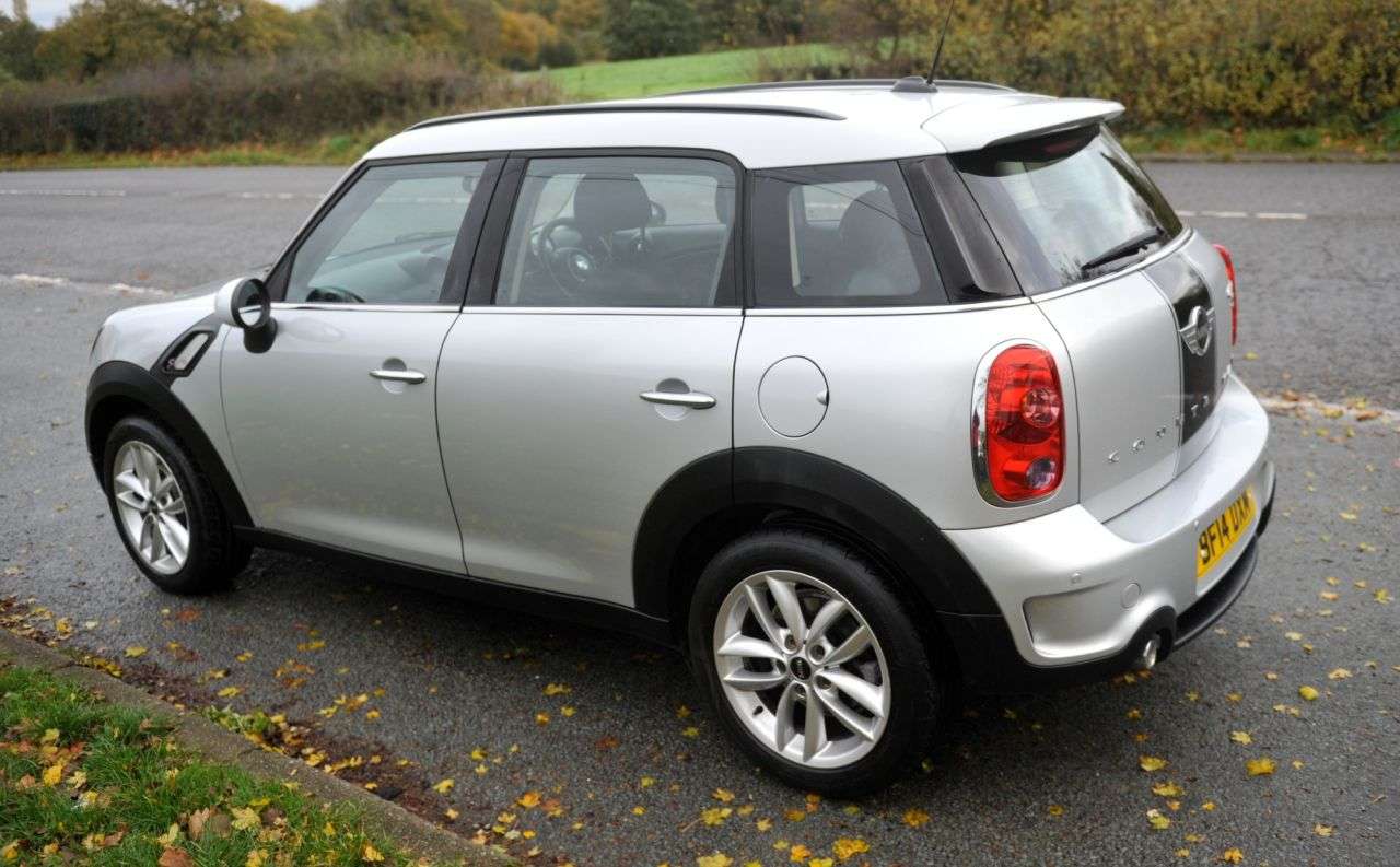 2014 MINI COUNTRYMAN 2014 MINI COUNTRYMAN