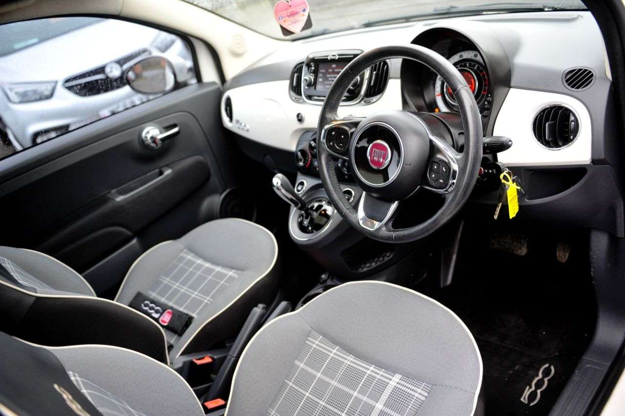 2017 FIAT 500 2017 FIAT 500