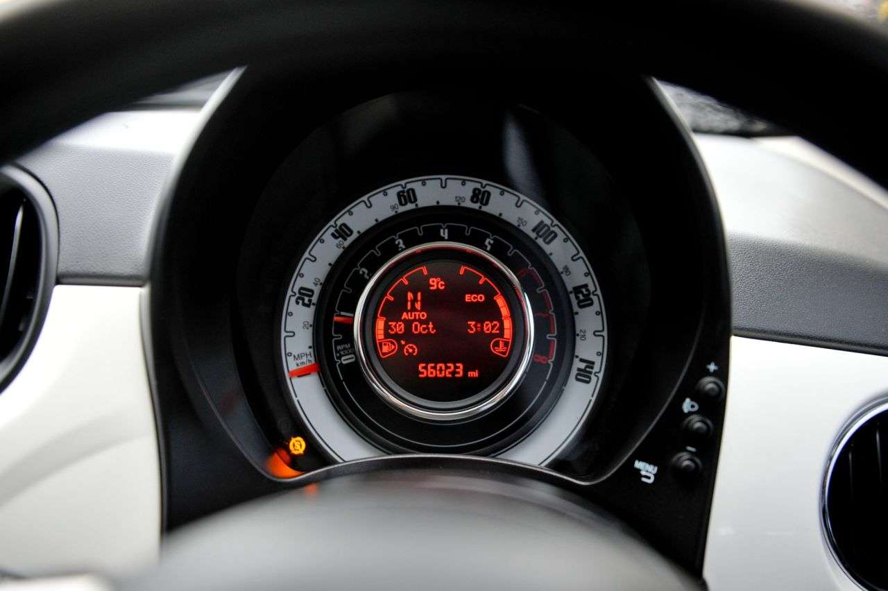 2017 FIAT 500 2017 FIAT 500