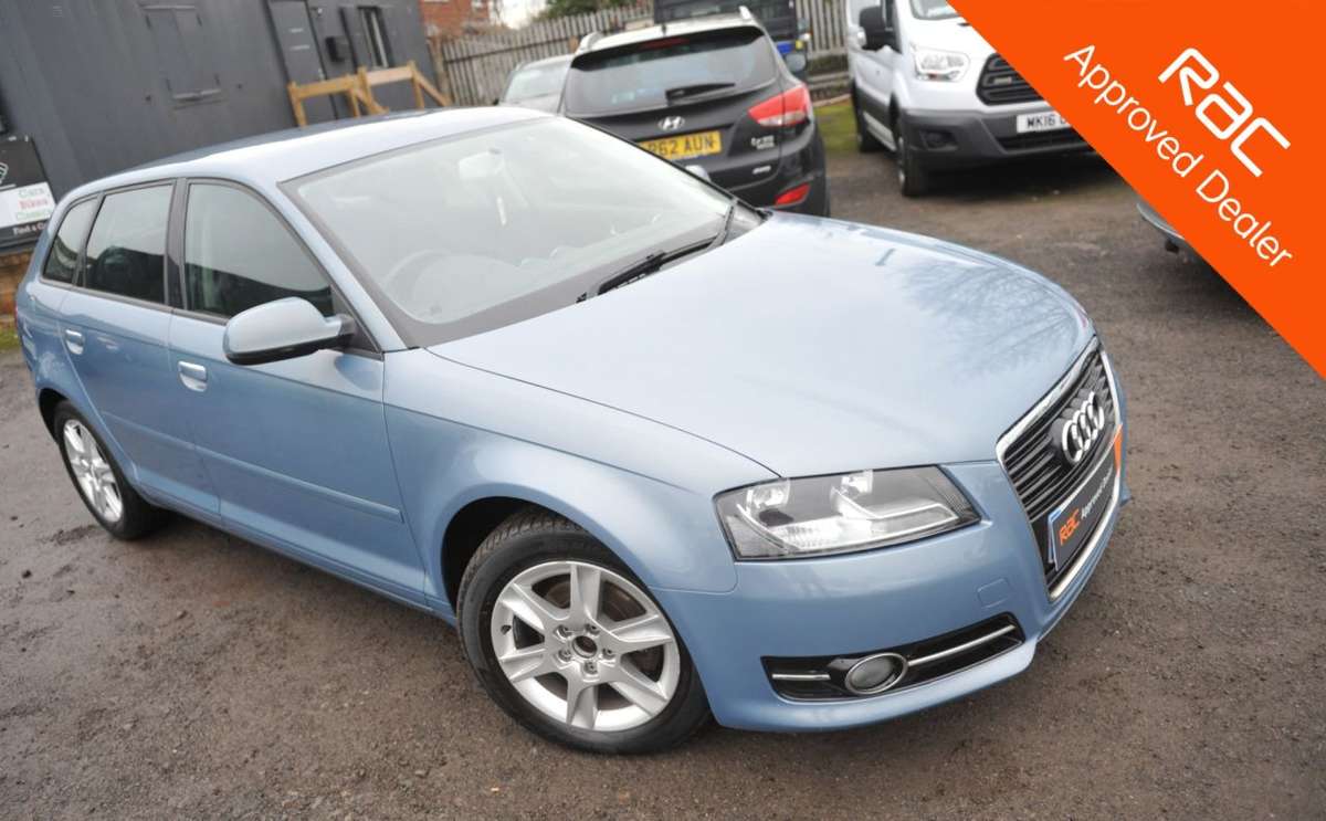 Check out this Audi A3 2012 Diesel Manual