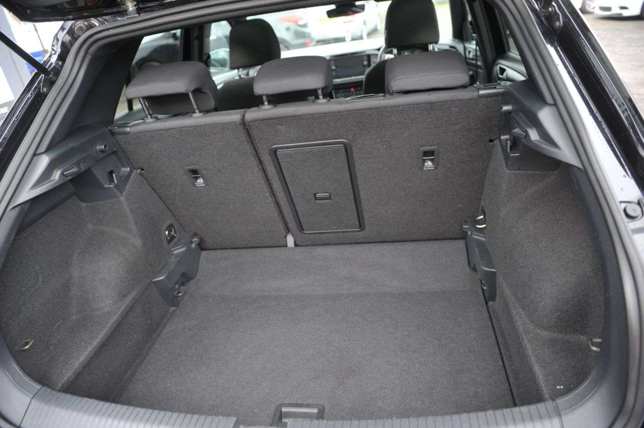 2021 VOLKSWAGEN T-ROC 2021 VOLKSWAGEN T-ROC