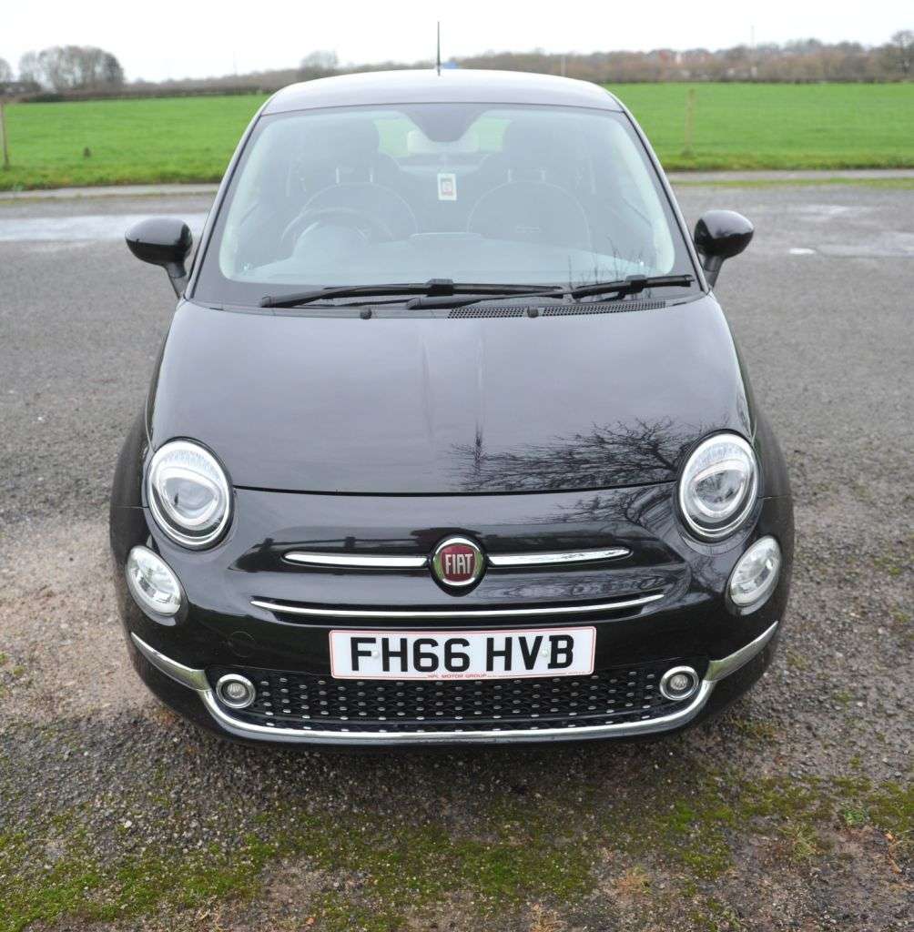 2017 FIAT 500 2017 FIAT 500