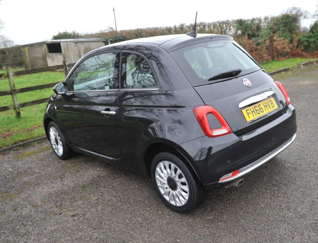 2017 FIAT 500 2017 FIAT 500