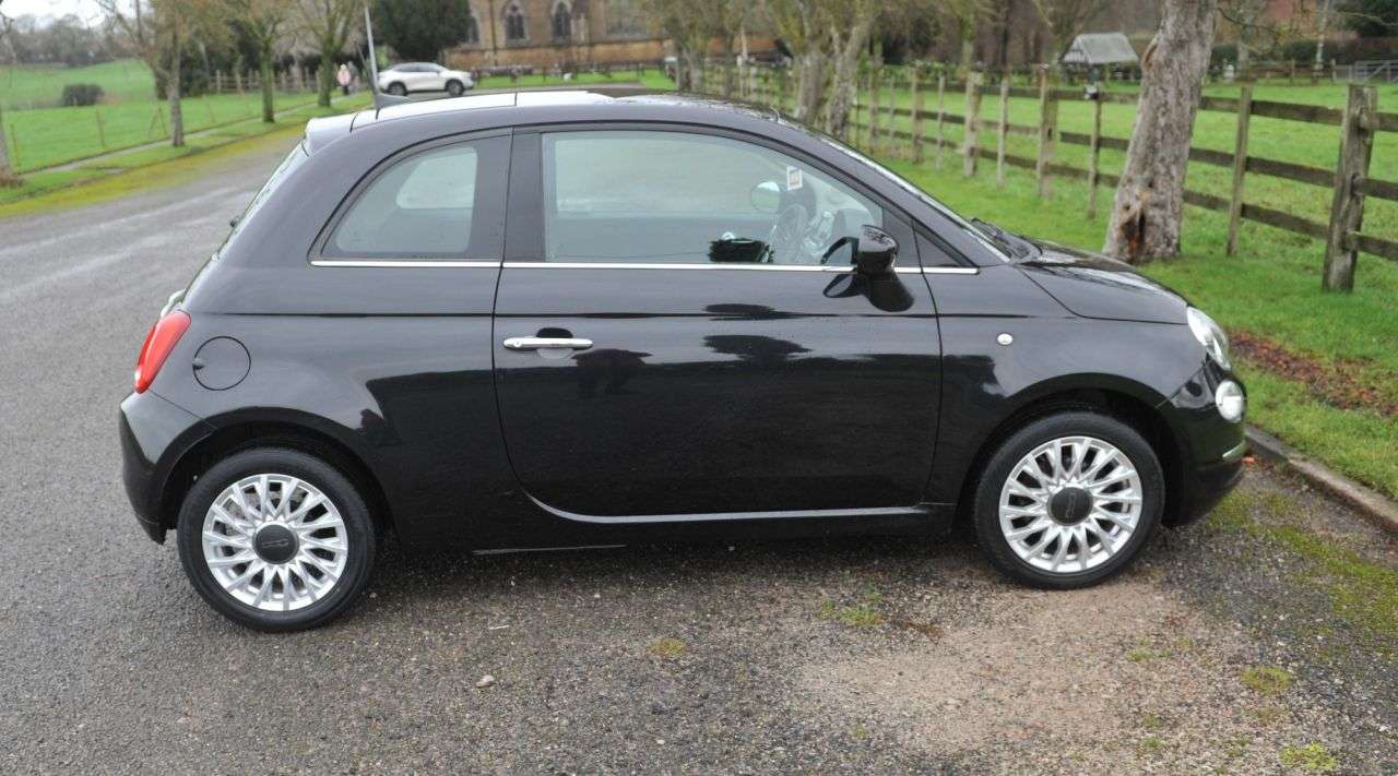 2017 FIAT 500 2017 FIAT 500