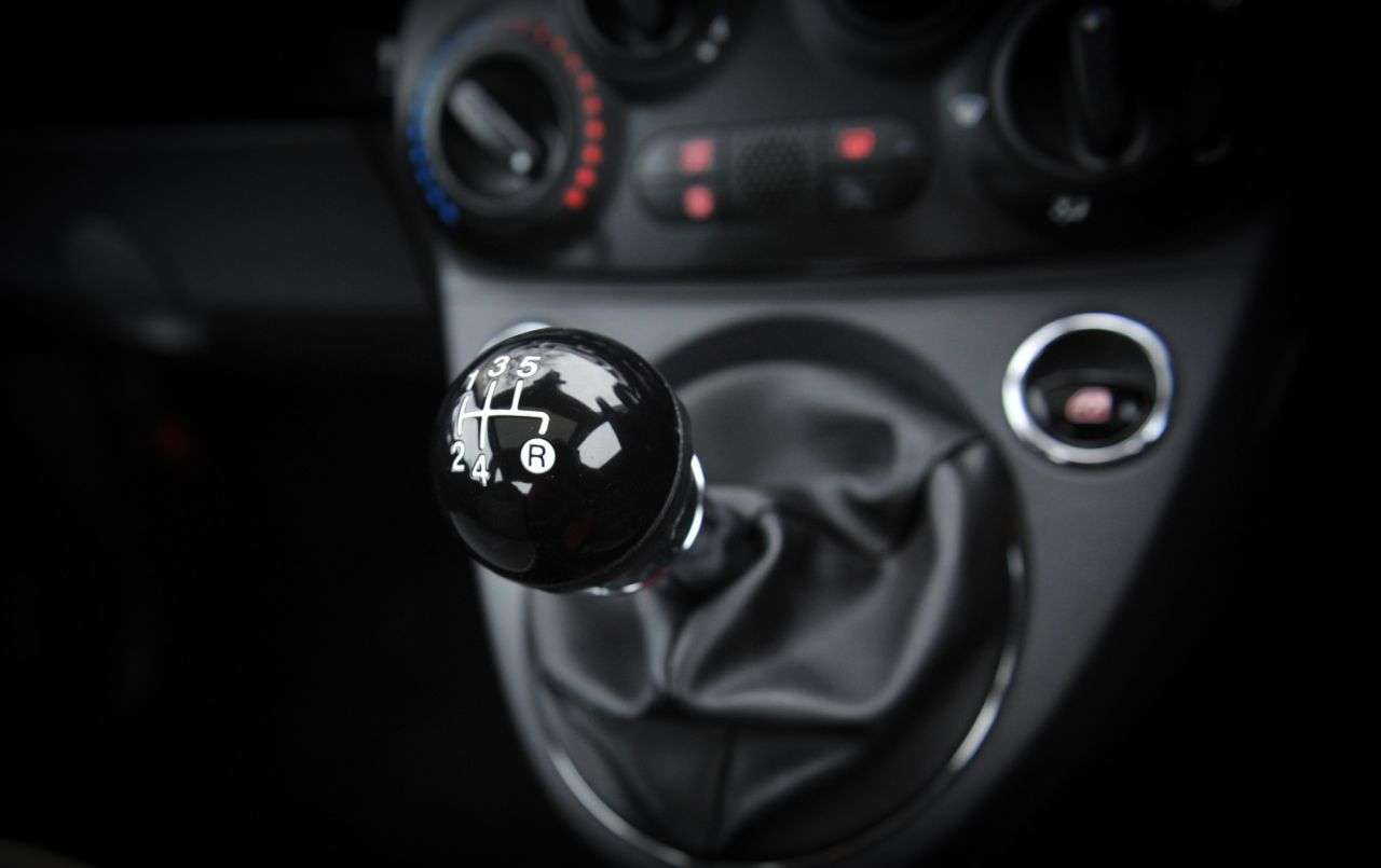 2017 FIAT 500 2017 FIAT 500