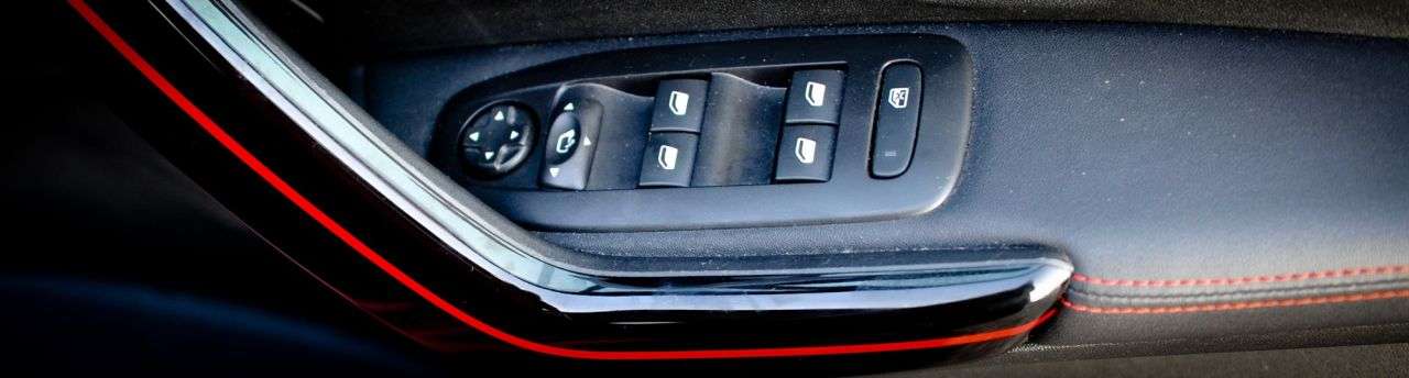 2019 PEUGEOT 2008 2019 PEUGEOT 2008