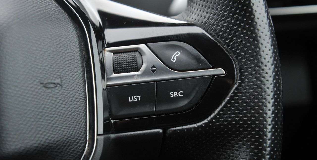 2018 PEUGEOT 3008 2018 PEUGEOT 3008