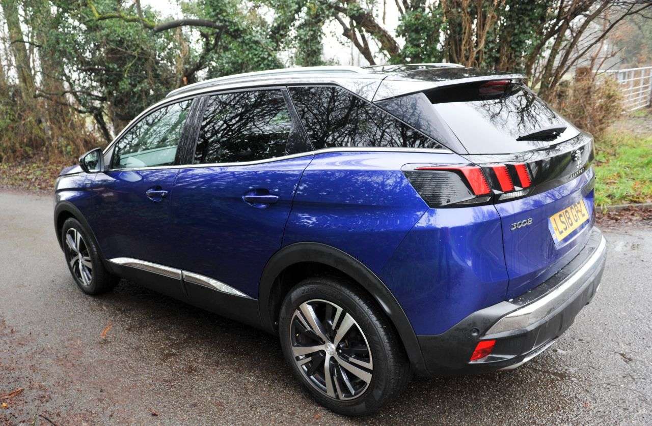 A 2018 PEUGEOT 3008 1.2 PureTech GT Line SUV 5dr Petrol Manual Euro 6 (s/s) (130 ps) A 2018 PEUGEOT 3008 1.2 PureTech GT Line SUV 5dr Petrol Manual Euro 6 (s/s) (130 ps)