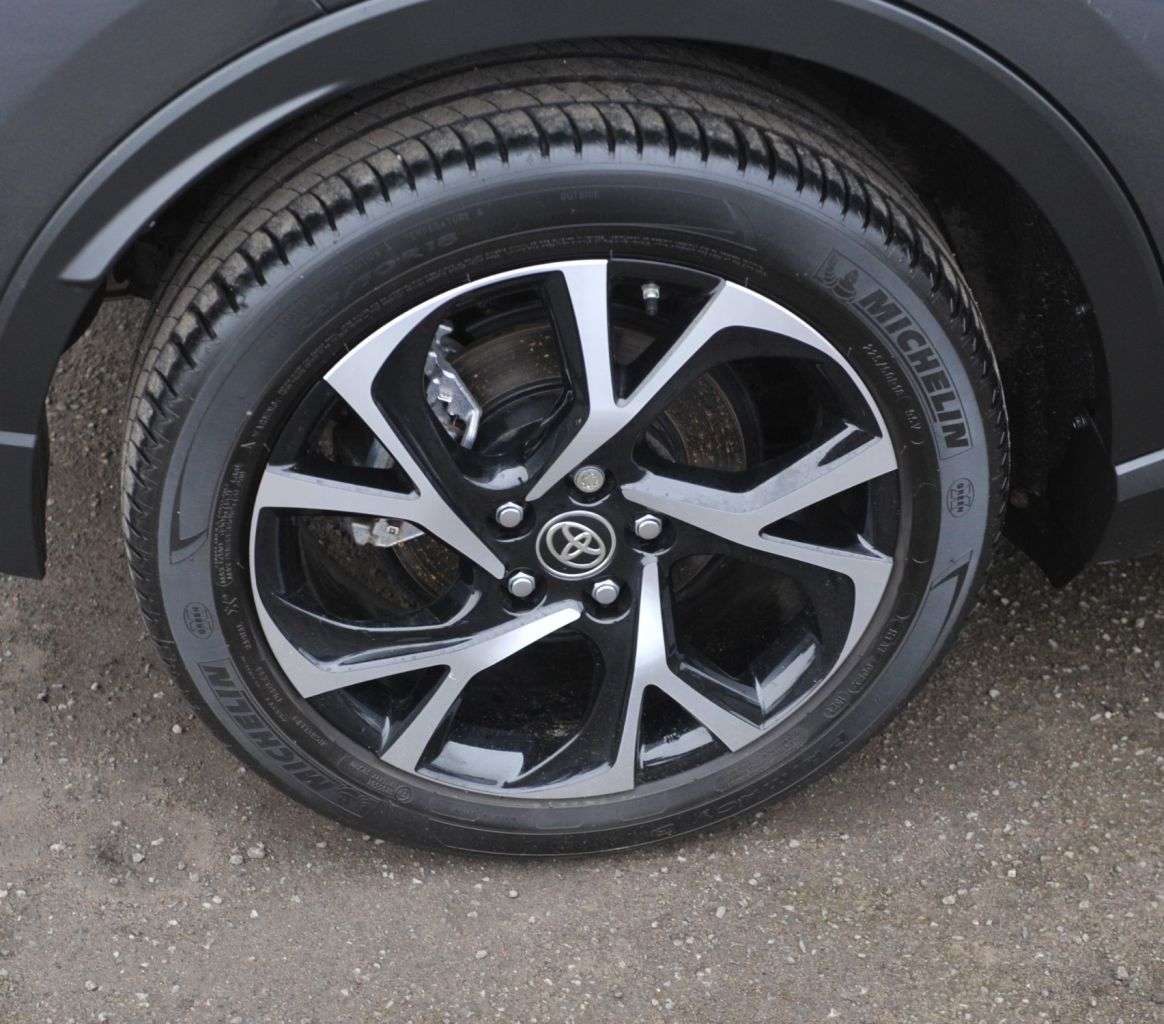 2021 TOYOTA C-HR 2021 TOYOTA C-HR