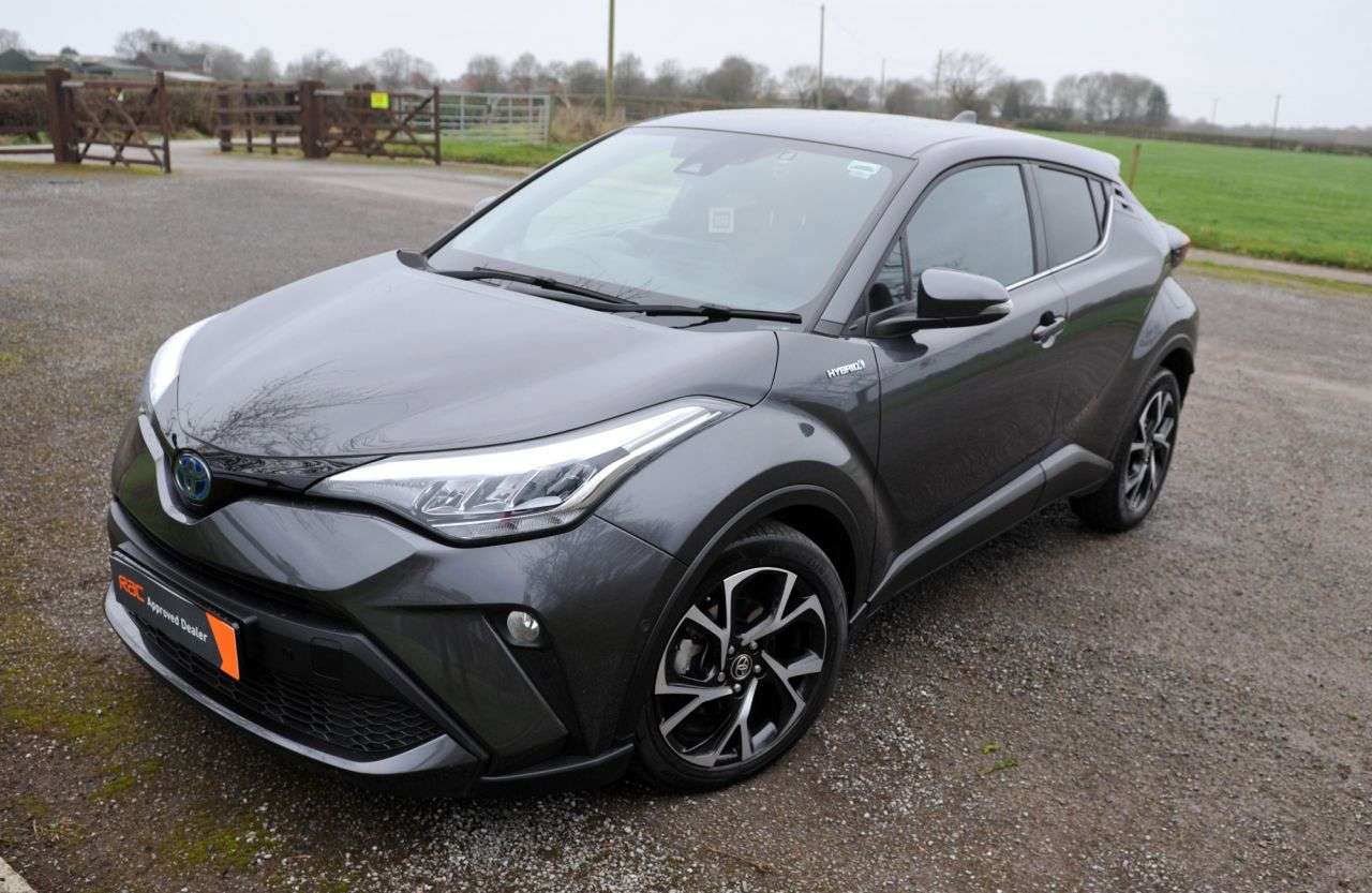A 2021 TOYOTA C-HR 1.8 VVT-h GPF Design SUV 5dr Petrol Hybrid CVT Euro 6 (s/s) (122 ps) Low Mi A 2021 TOYOTA C-HR 1.8 VVT-h GPF Design SUV 5dr Petrol Hybrid CVT Euro 6 (s/s) (122 ps) Low Mi