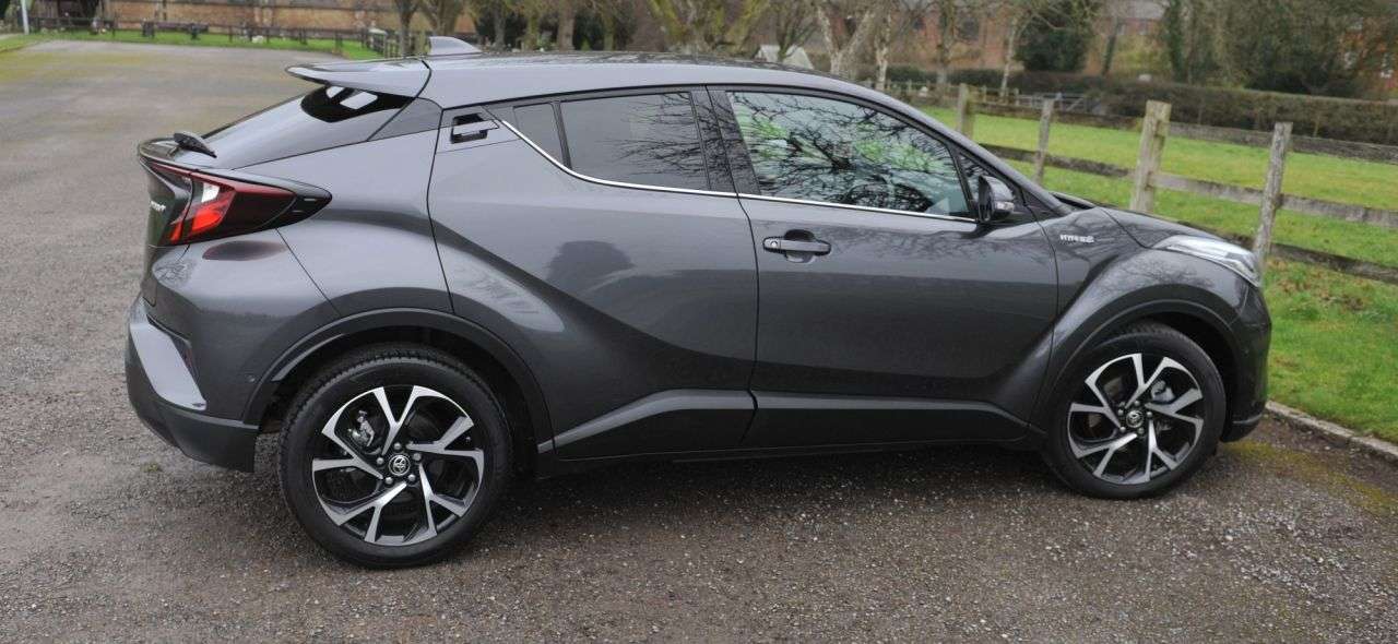 2021 TOYOTA C-HR 2021 TOYOTA C-HR