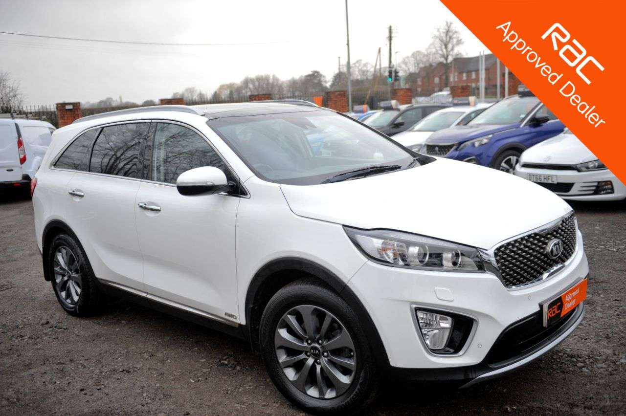 A 2015 KIA SORENTO 2.2 CRDi KX-3 SUV 5dr Diesel Manual AWD Euro 6 (s/s) (197 bhp) A 2015 KIA SORENTO 2.2 CRDi KX-3 SUV 5dr Diesel Manual AWD Euro 6 (s/s) (197 bhp)