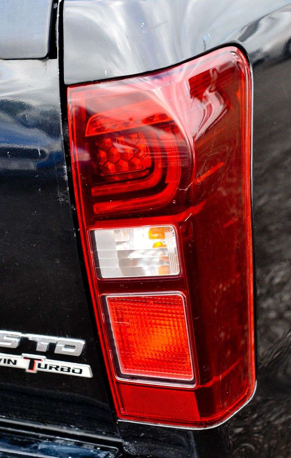 2016 ISUZU D-MAX 2016 ISUZU D-MAX