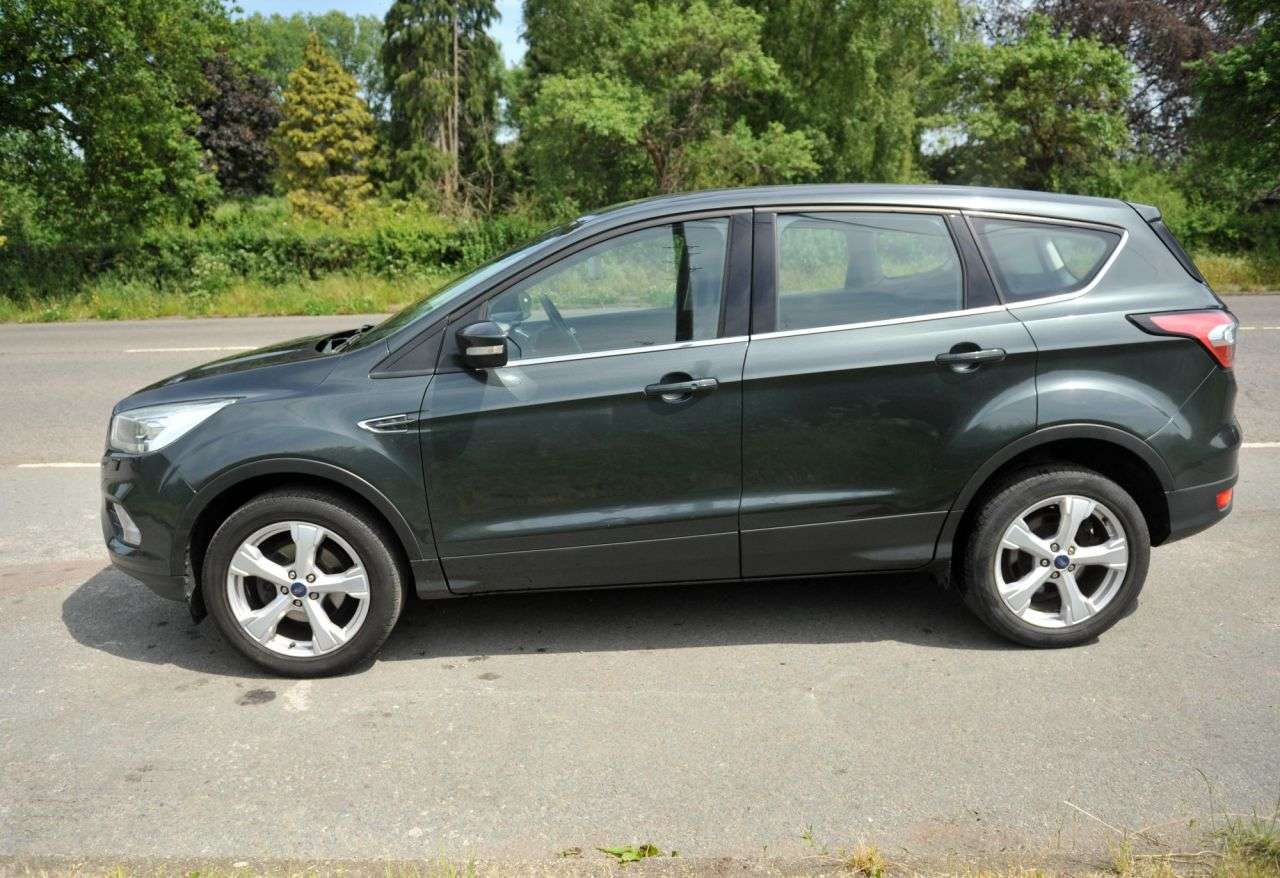 A 2017 FORD KUGA 1.5T EcoBoost ST-Line X SUV 5dr Petrol Manual Euro 6 ULEZ Compliant (s/s) ( A 2017 FORD KUGA 1.5T EcoBoost ST-Line X SUV 5dr Petrol Manual Euro 6 ULEZ Compliant (s/s) (