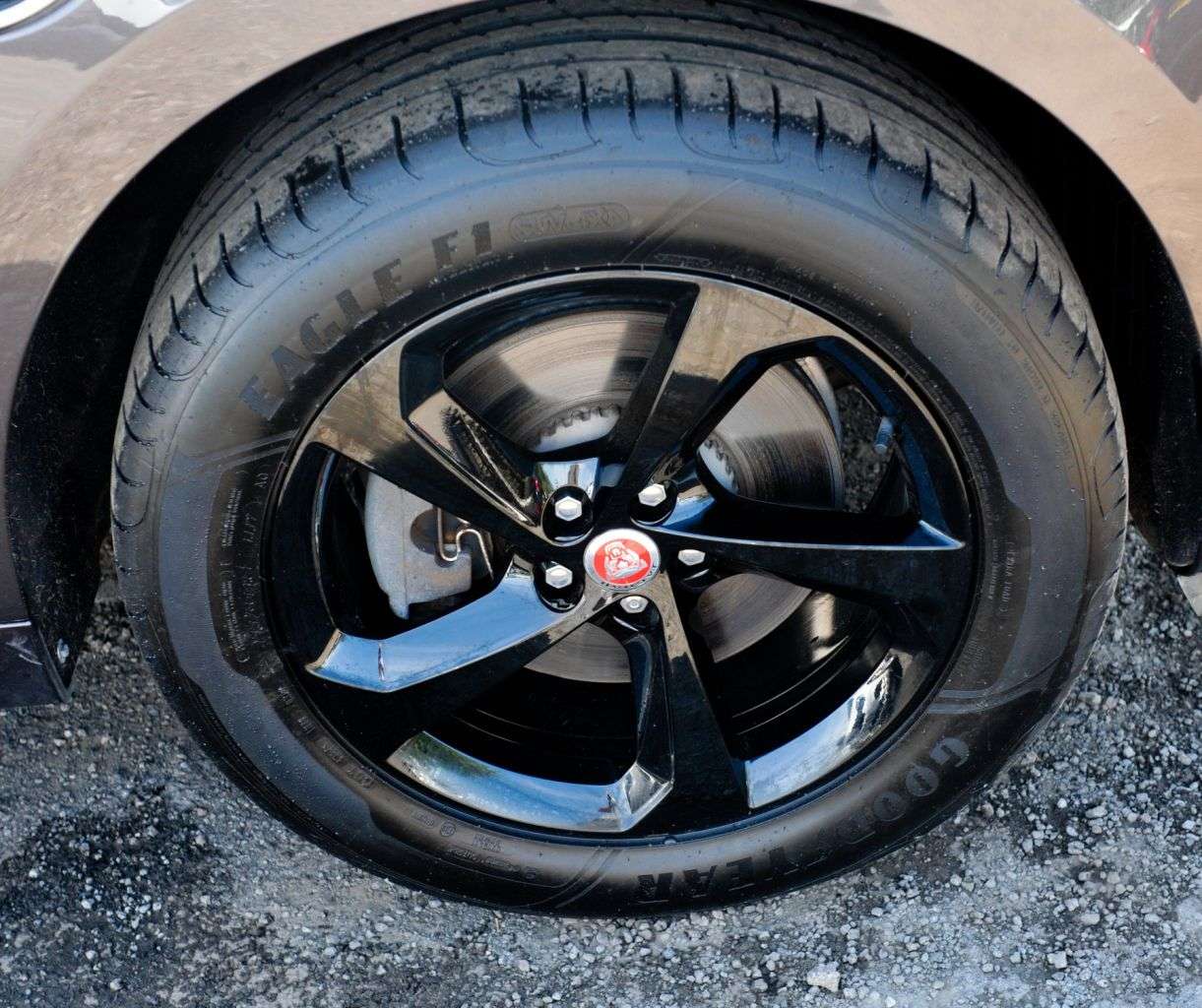 2021 JAGUAR F-PACE 2021 JAGUAR F-PACE