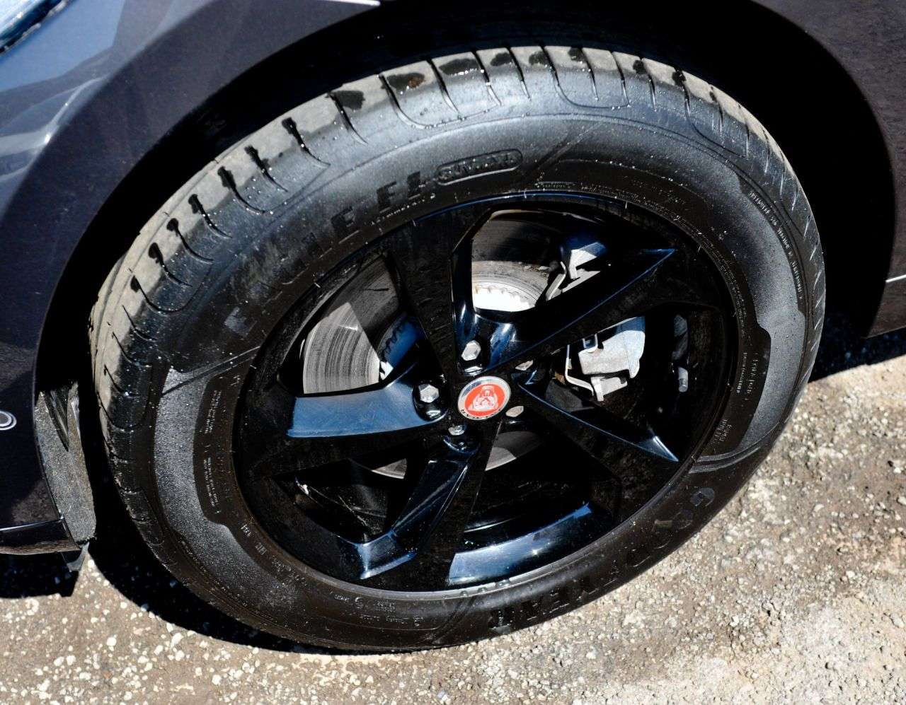 2021 JAGUAR F-PACE 2021 JAGUAR F-PACE