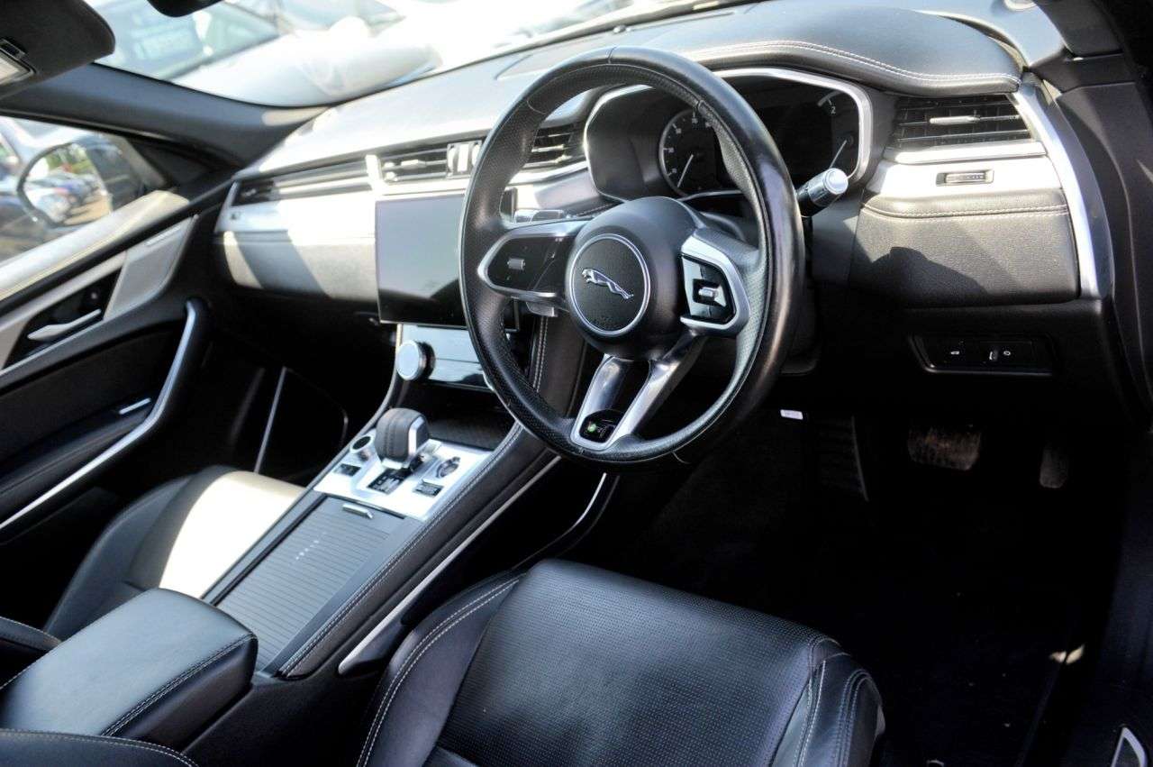 2021 JAGUAR F-PACE 2021 JAGUAR F-PACE