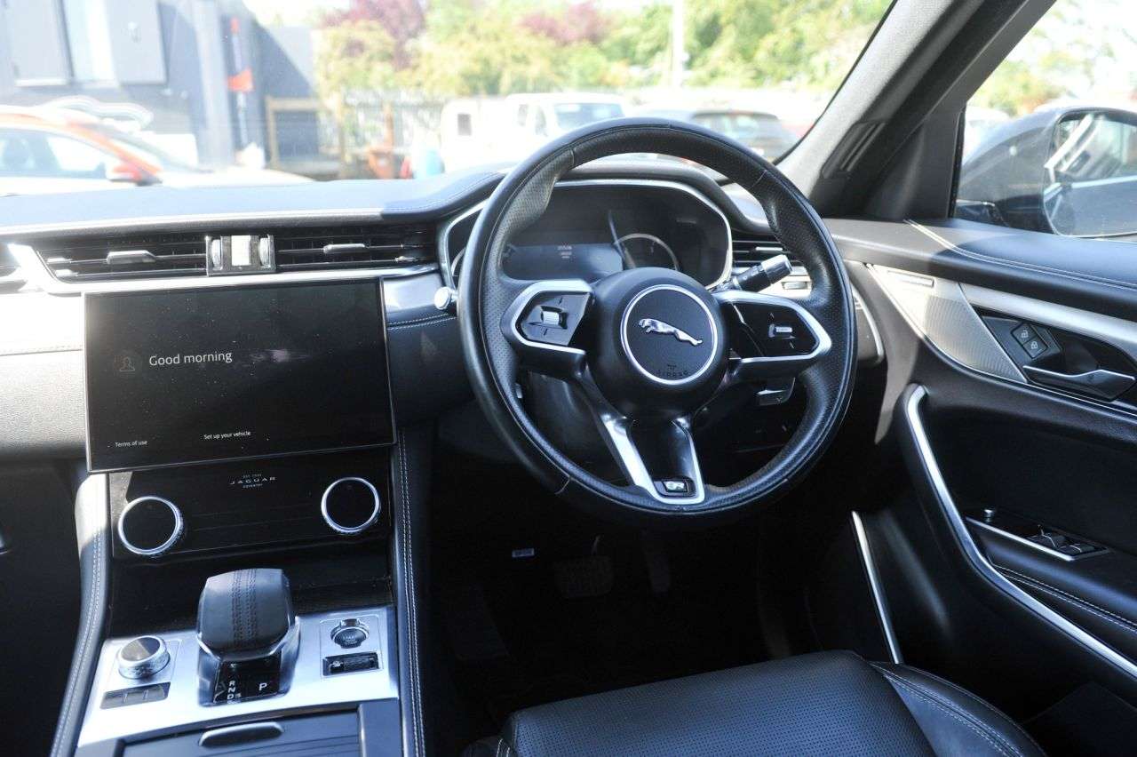 2021 JAGUAR F-PACE 2021 JAGUAR F-PACE