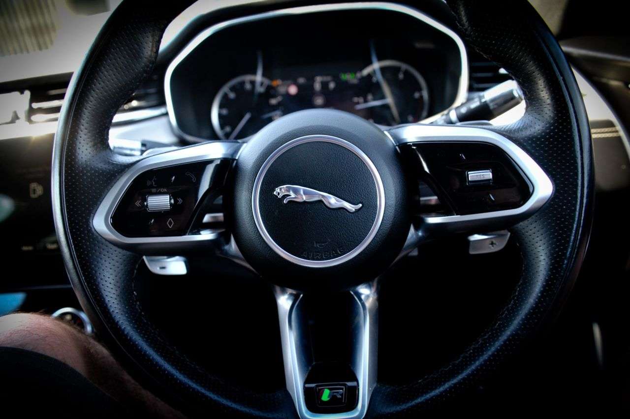 2021 JAGUAR F-PACE 2021 JAGUAR F-PACE