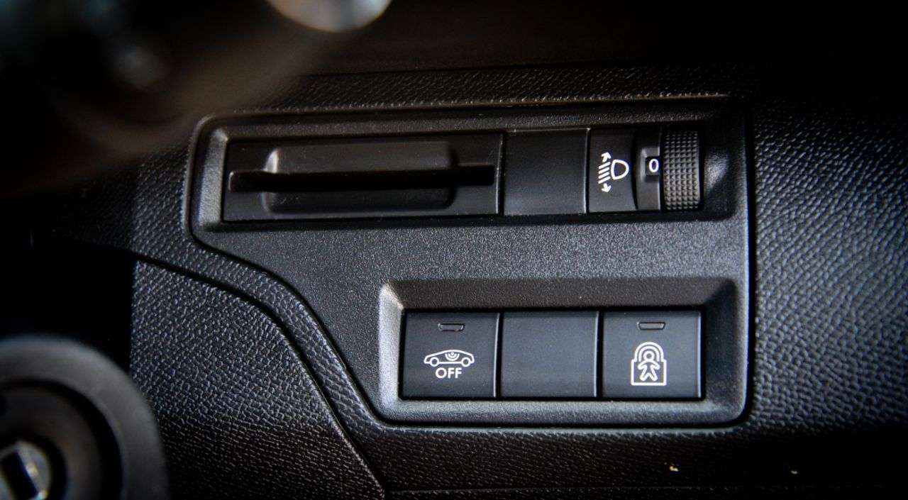 2020 PEUGEOT 3008 2020 PEUGEOT 3008