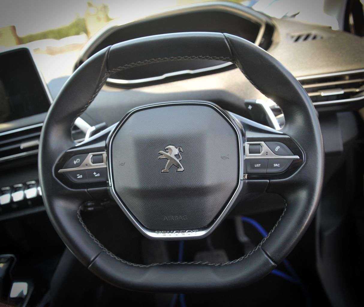 2020 PEUGEOT 3008 2020 PEUGEOT 3008