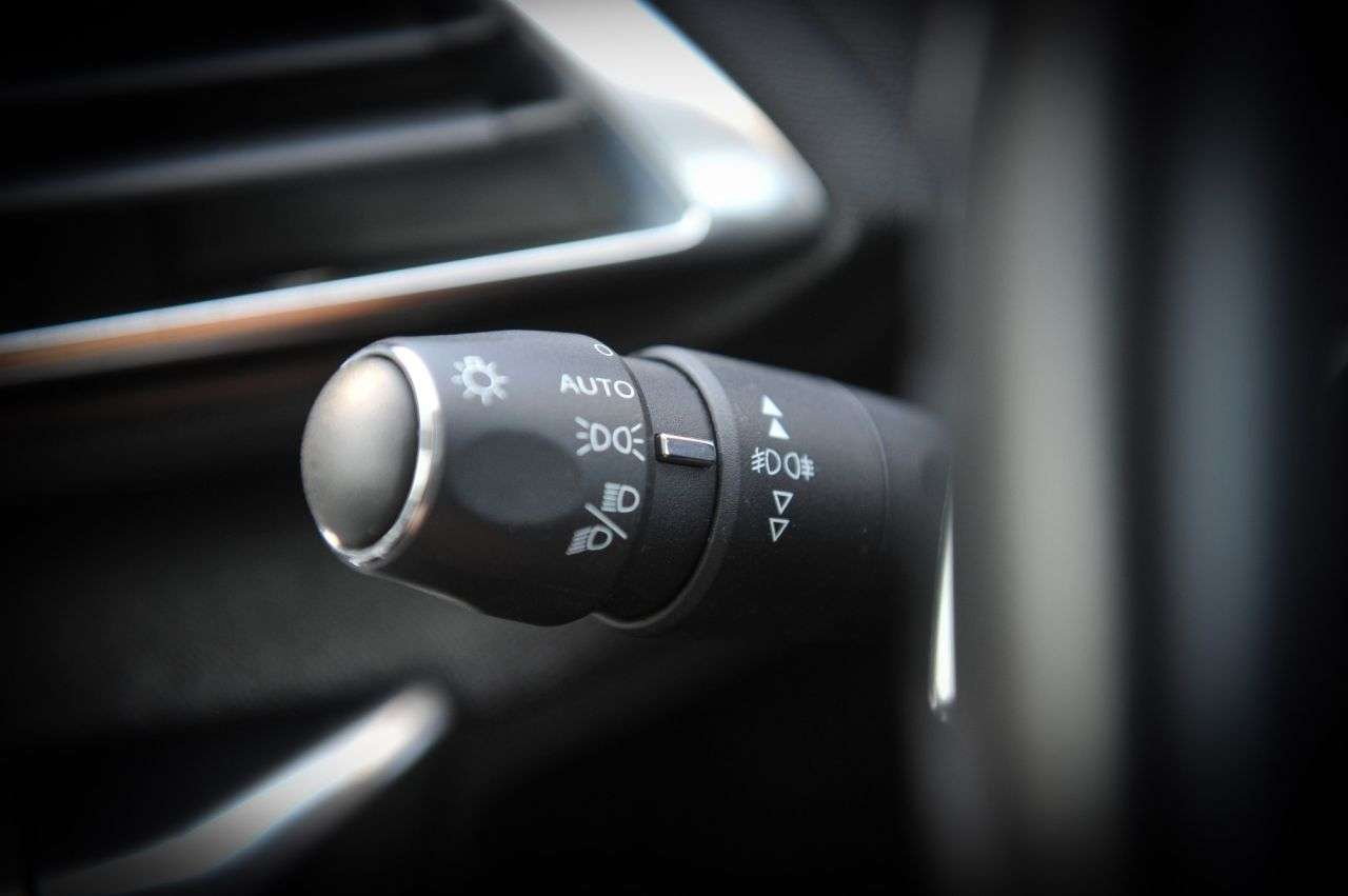 2020 PEUGEOT 3008 2020 PEUGEOT 3008