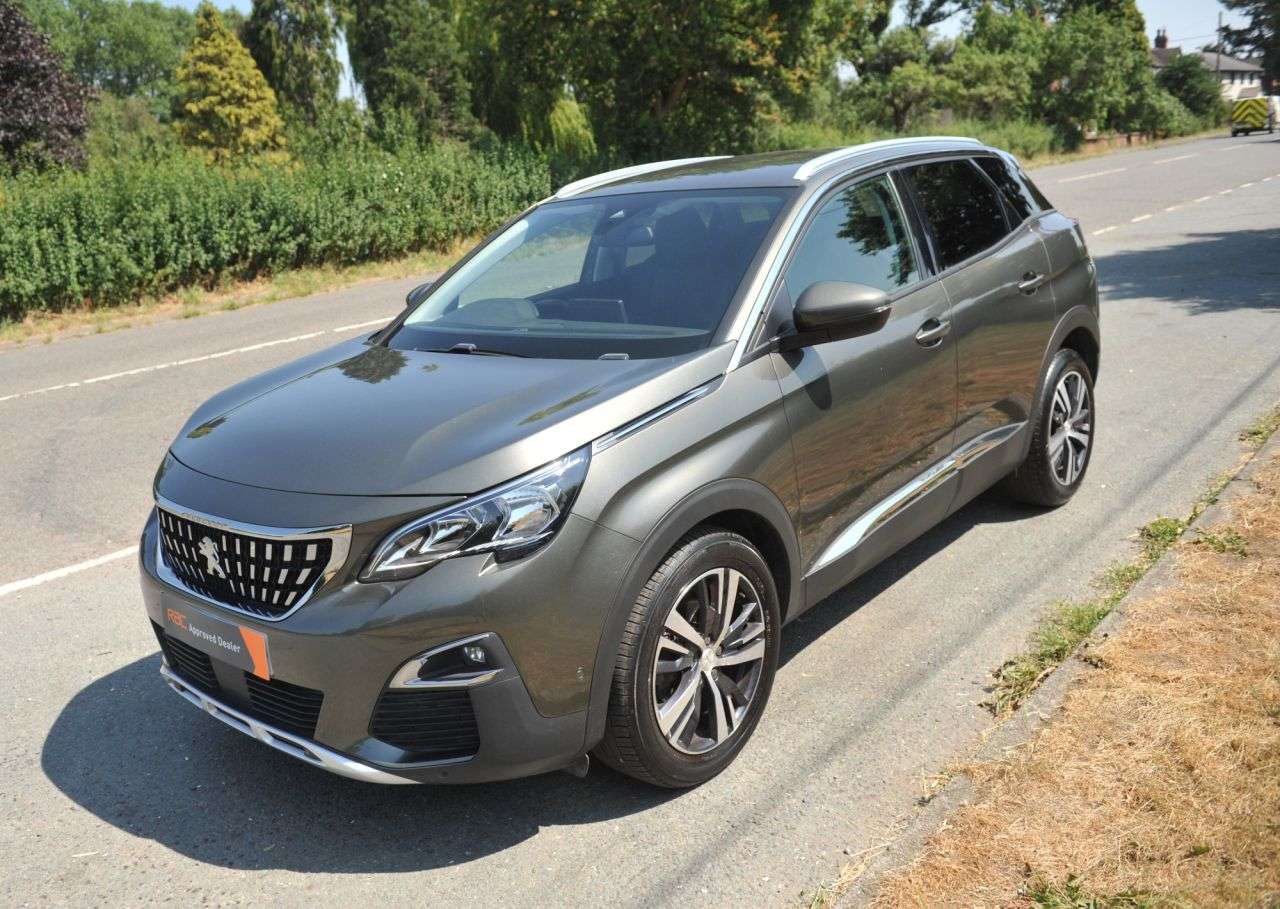 A 2020 PEUGEOT 3008 1.2 PureTech GPF Allure SUV 5dr Petrol AUTOMATIC EAT8 Euro 6 ULEZ (s/s) (13 A 2020 PEUGEOT 3008 1.2 PureTech GPF Allure SUV 5dr Petrol AUTOMATIC EAT8 Euro 6 ULEZ (s/s) (13