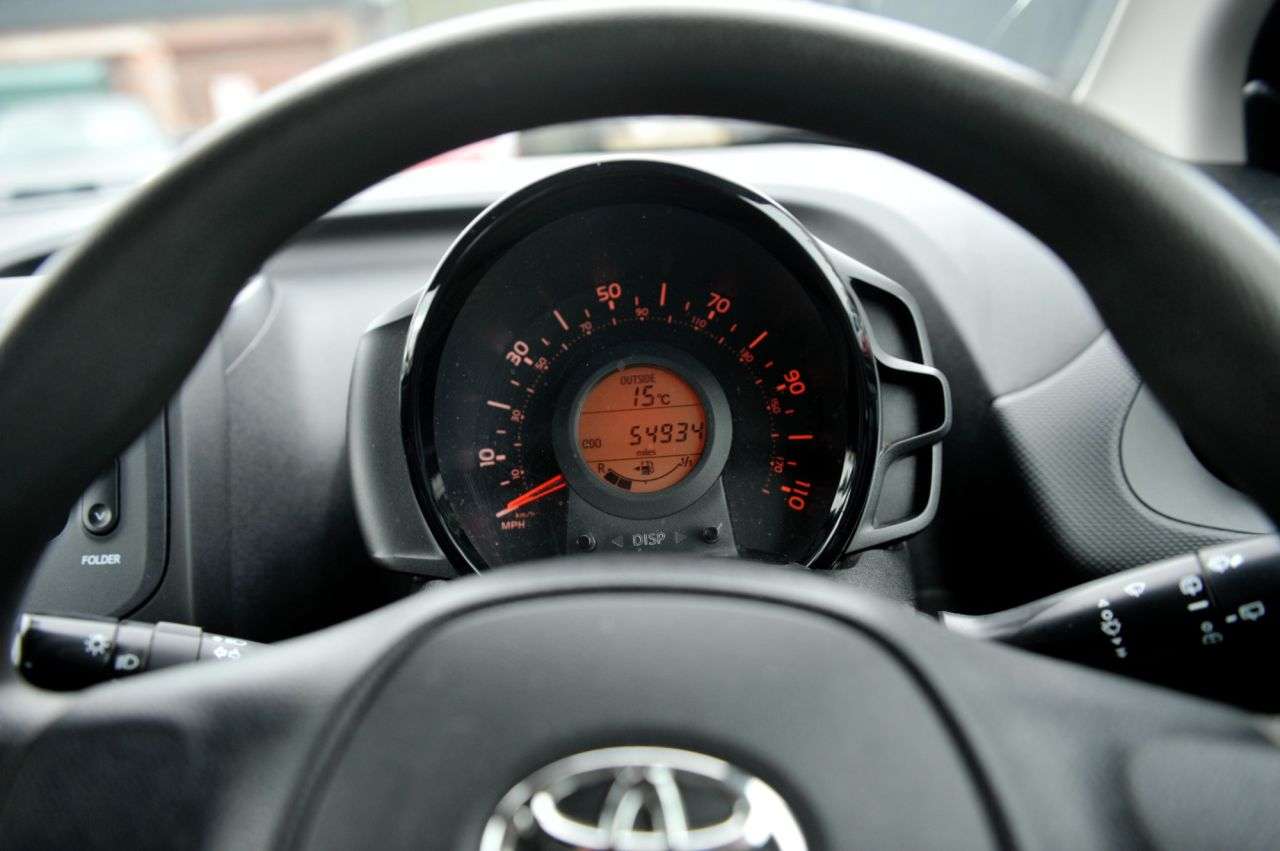 2014 TOYOTA AYGO 2014 TOYOTA AYGO