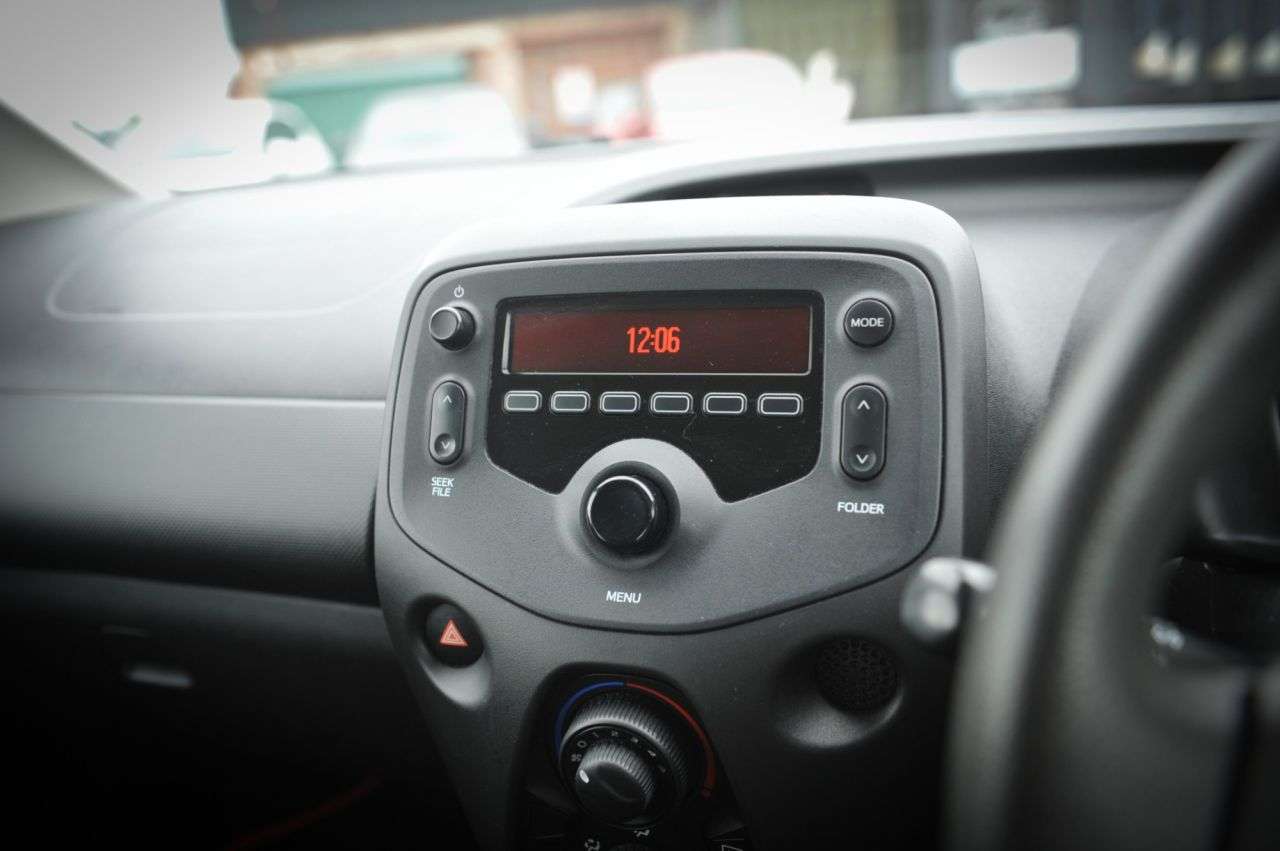2014 TOYOTA AYGO 2014 TOYOTA AYGO