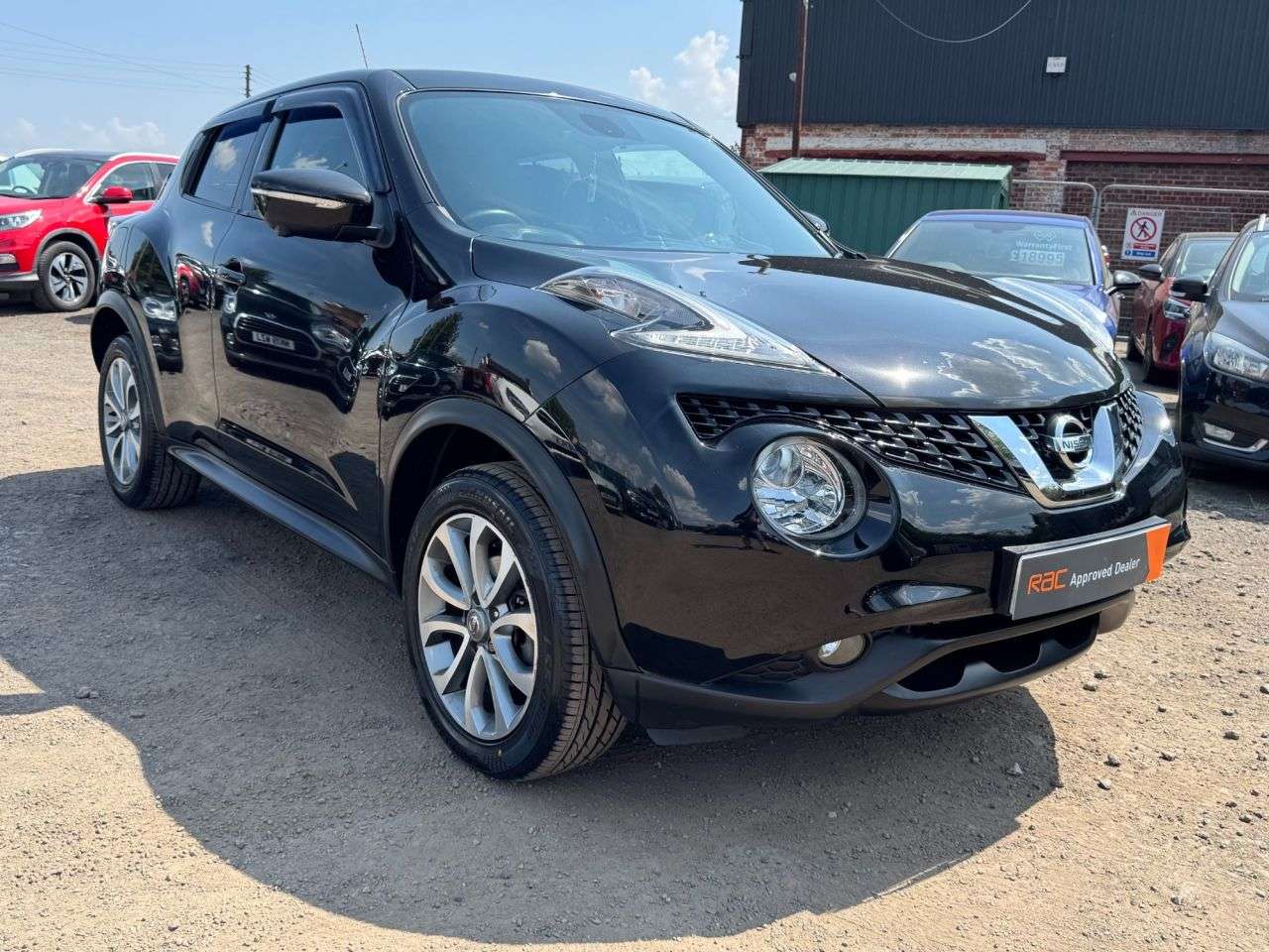 A 2016 NISSAN JUKE 1.5 dCi Tekna SUV 5dr Diesel Manual Euro 6 ULEZ (s/s) (110 ps) £20 ROAD TAX A 2016 NISSAN JUKE 1.5 dCi Tekna SUV 5dr Diesel Manual Euro 6 ULEZ (s/s) (110 ps) £20 ROAD TAX
