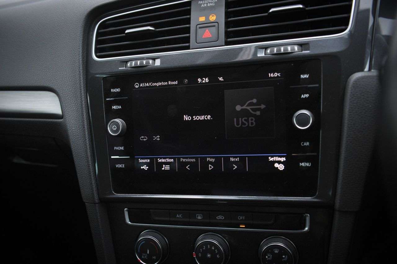 2019 VOLKSWAGEN GOLF 2019 VOLKSWAGEN GOLF