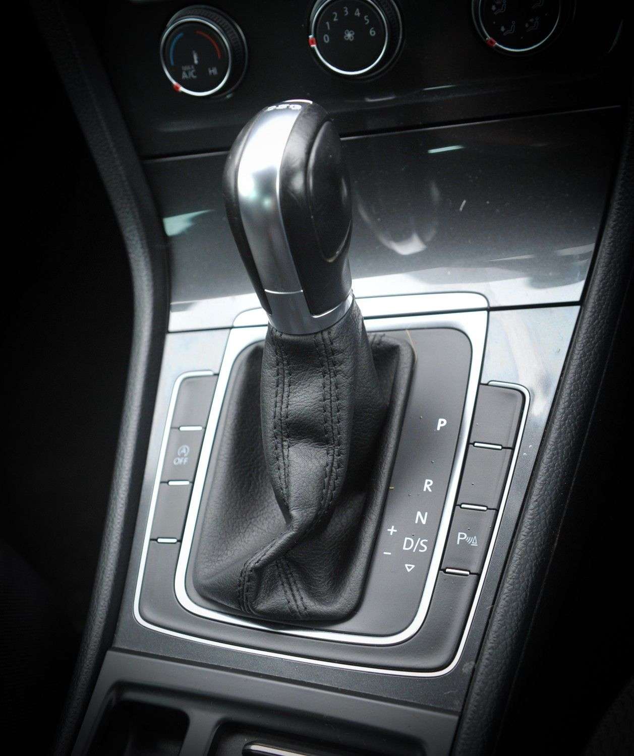 2019 VOLKSWAGEN GOLF 2019 VOLKSWAGEN GOLF