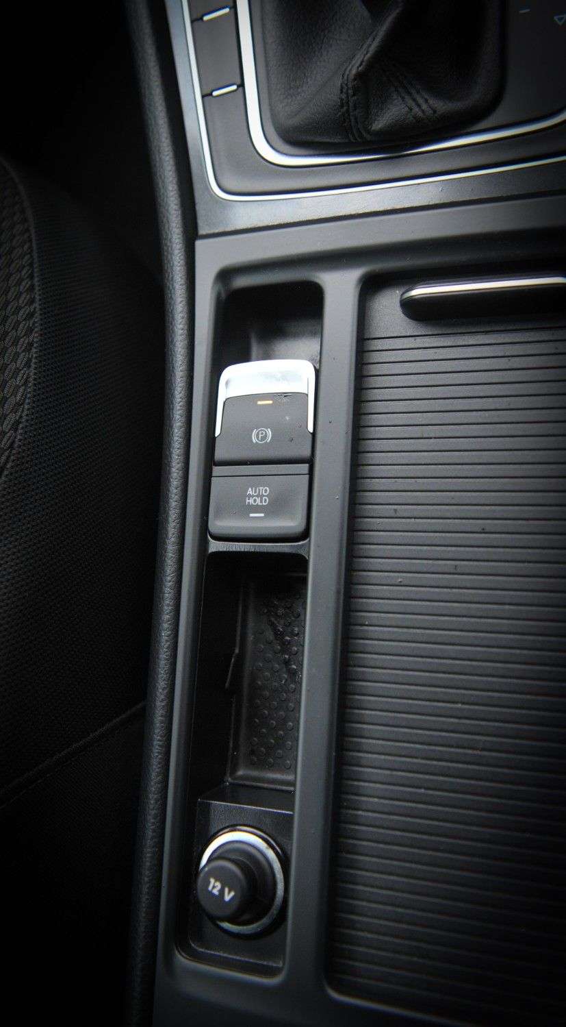 2019 VOLKSWAGEN GOLF 2019 VOLKSWAGEN GOLF