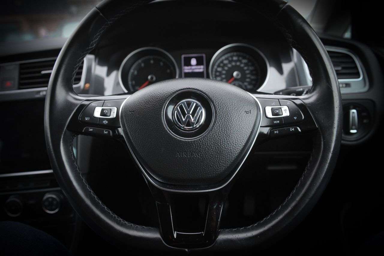 2019 VOLKSWAGEN GOLF 2019 VOLKSWAGEN GOLF