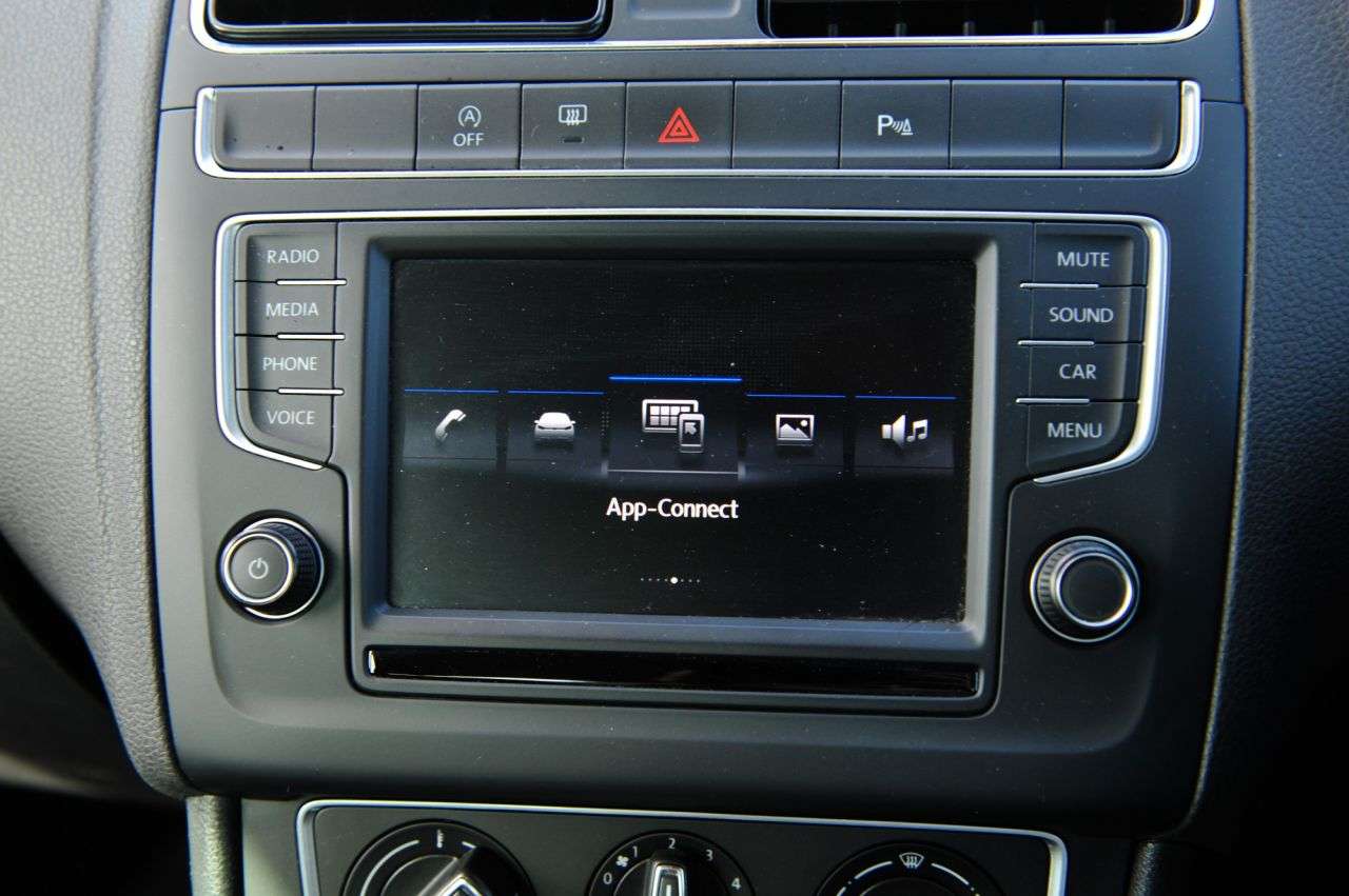 2017 VOLKSWAGEN POLO 2017 VOLKSWAGEN POLO
