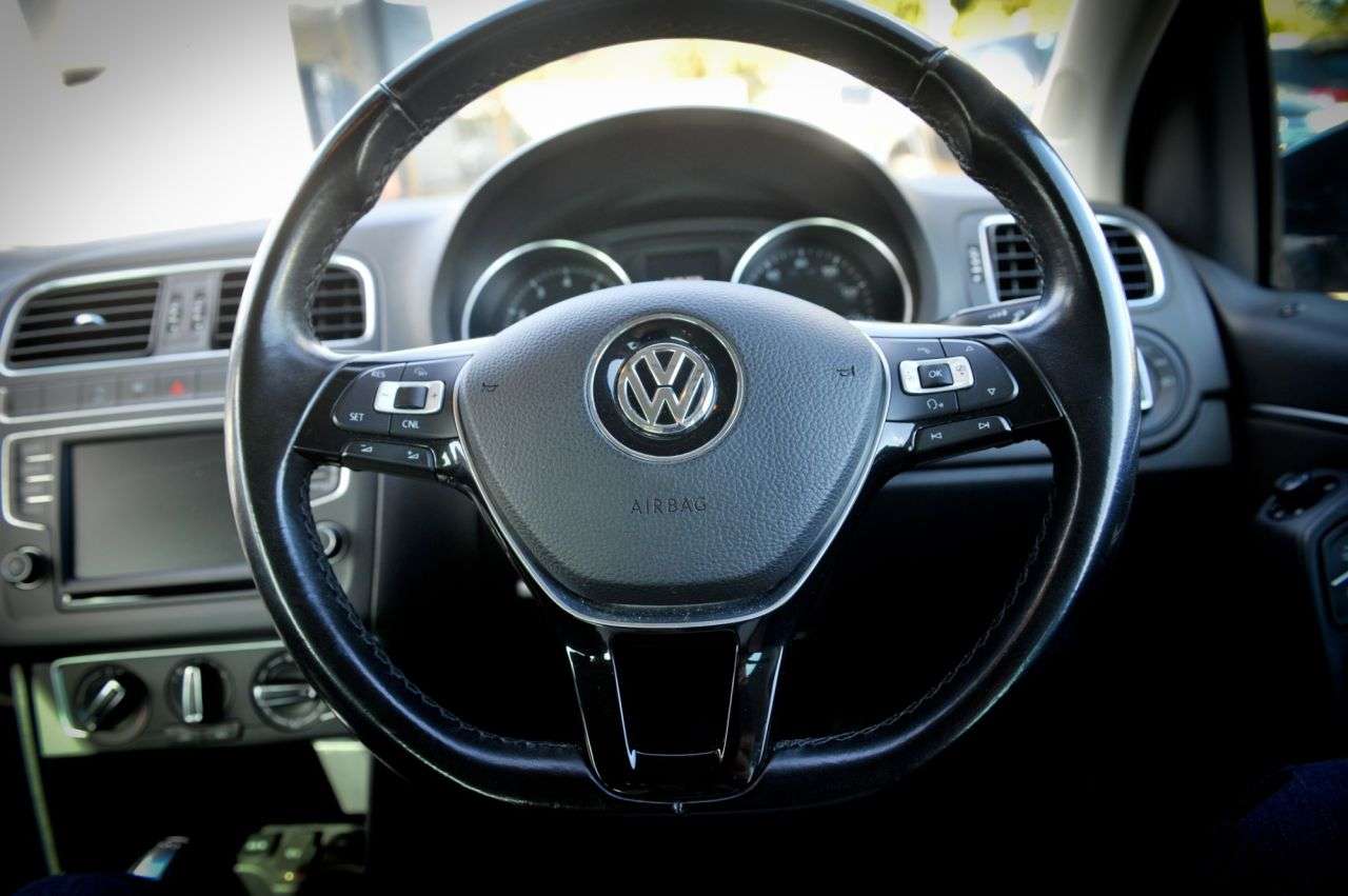 2017 VOLKSWAGEN POLO 2017 VOLKSWAGEN POLO