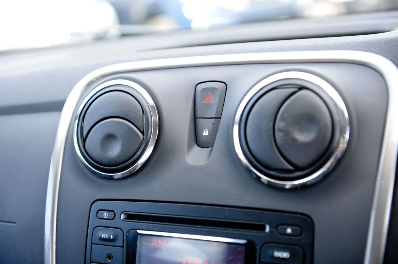 2016 DACIA SANDERO 2016 DACIA SANDERO