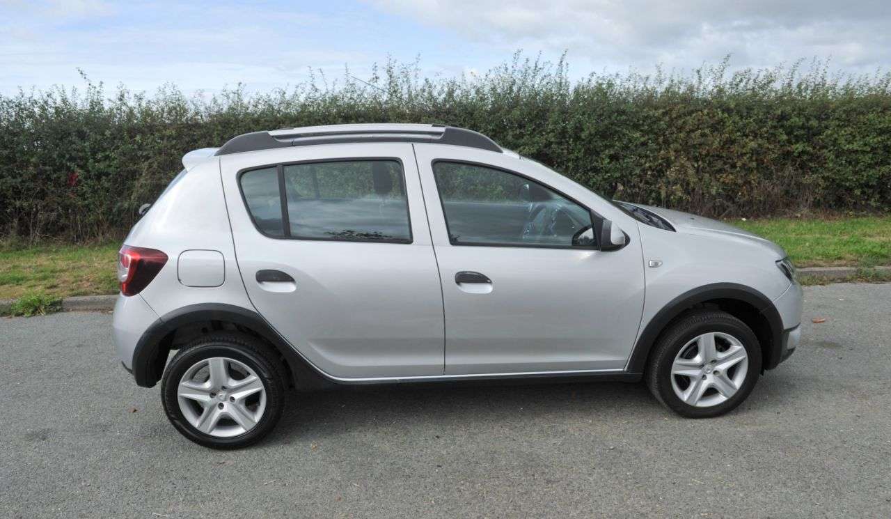 2016 DACIA SANDERO 2016 DACIA SANDERO