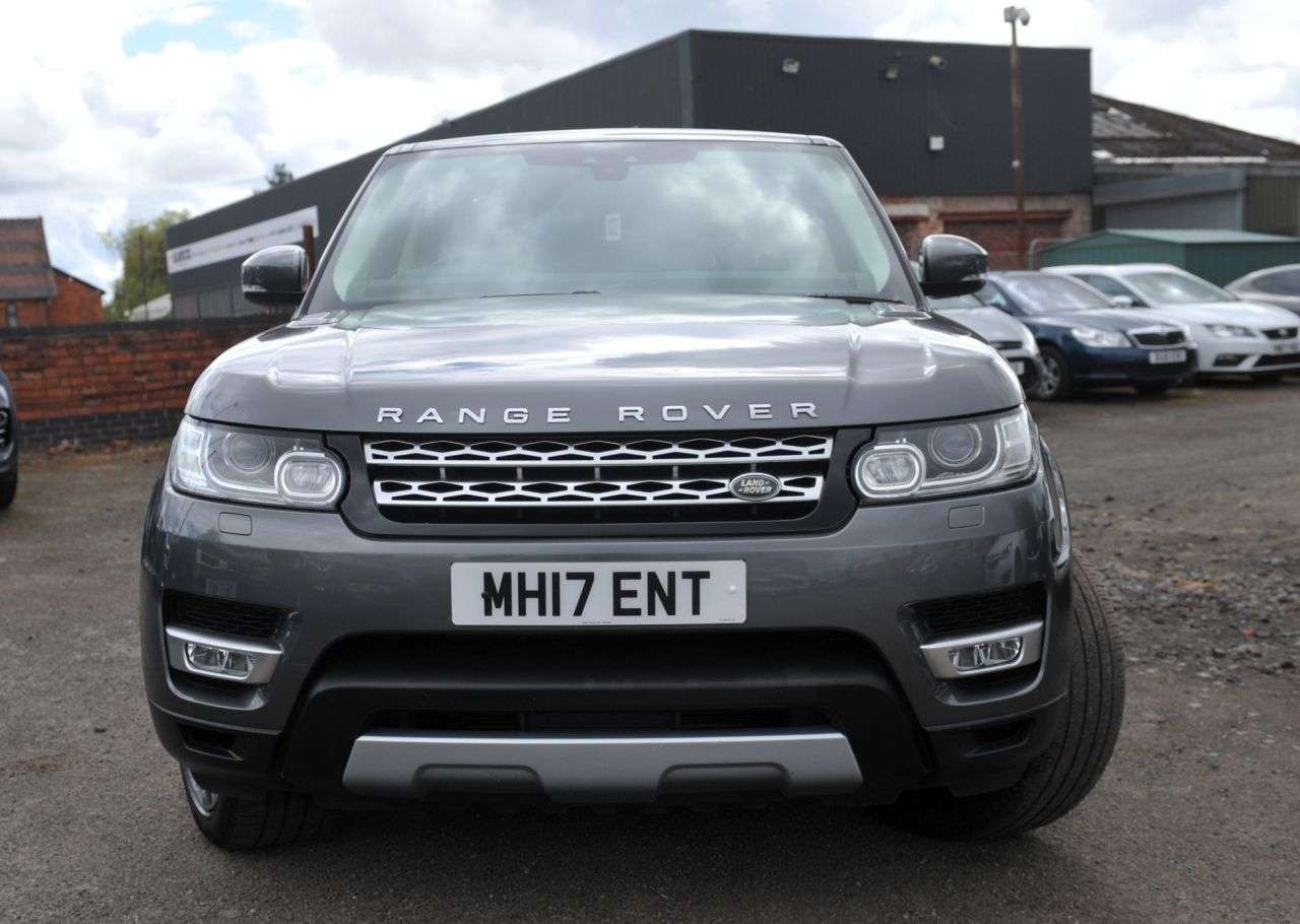 A 2017 LAND ROVER RANGE ROVER SPORT 2.0 SD4 HSE SUV 5dr Diesel Auto 4WD Euro 6 (s/s) (240 ps) A 2017 LAND ROVER RANGE ROVER SPORT 2.0 SD4 HSE SUV 5dr Diesel Auto 4WD Euro 6 (s/s) (240 ps)