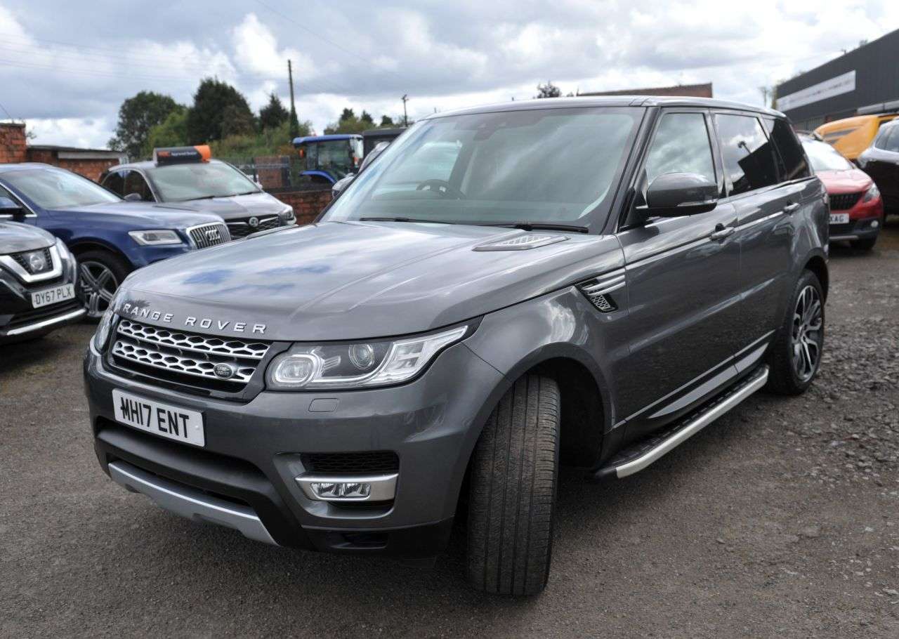 A 2017 LAND ROVER RANGE ROVER SPORT 2.0 SD4 HSE SUV 5dr Diesel Auto 4WD Euro 6 (s/s) (240 ps) A 2017 LAND ROVER RANGE ROVER SPORT 2.0 SD4 HSE SUV 5dr Diesel Auto 4WD Euro 6 (s/s) (240 ps)